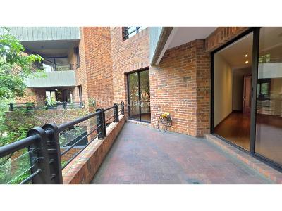 Apartamento de 4 alcobas en arriendo en La Cabrera, Bogotá, 400 m² · foto 14 de 20