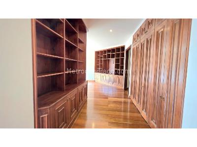 Apartamento de 4 alcobas en arriendo en La Cabrera, Bogotá, 400 m² · foto 17 de 20