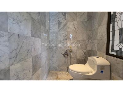 Apartamento de 4 alcobas en arriendo en La Cabrera, Bogotá, 400 m² · foto 18 de 20