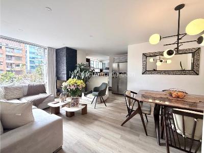 Apartamento en venta en Chico Norte Iii, Bogotá · foto 2 de 13