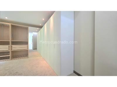 Apartamento de 3 alcobas en venta en Chico, Bogotá, 500 m² · foto 6 de 20