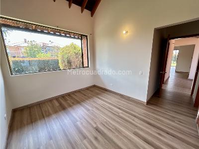 Casa de 4 alcobas en venta en Conjunto Sausalito, Cajicá, 360 m² · foto 17 de 20
