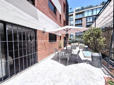 Apartamento de 3 alcobas en venta en San Patricio, Bogotá, 210 m² · foto 2 de 20