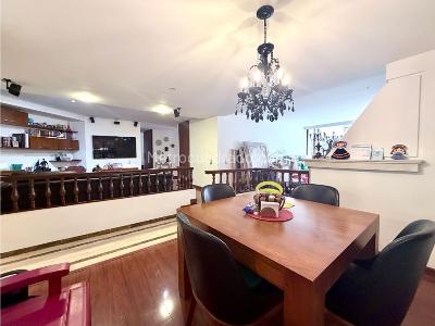 Apartamento en venta en Santa Barbara, Bogotá · foto 8 de 14