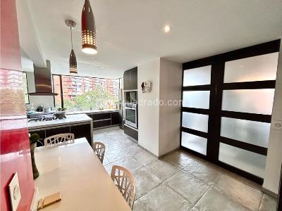Apartamento en venta en Santa Barbara Alta, Bogotá · foto 11 de 20