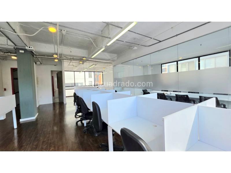 Edificio de Oficinas en Venta, Chico, Bogotá D.C. - Más