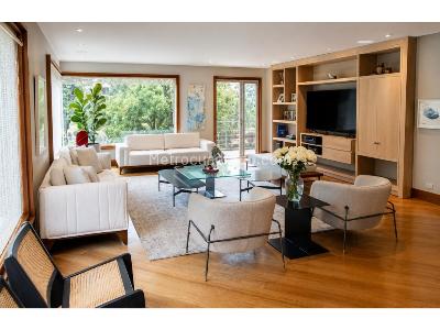 Apartamento de 4 alcobas en venta en Chico, Bogotá, 440 m² · foto 5 de 14