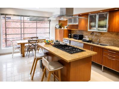 Apartamento de 4 alcobas en venta en Chico, Bogotá, 440 m² · foto 8 de 14