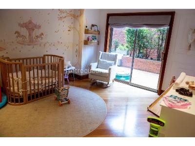 Apartamento de 4 alcobas en venta en Chico, Bogotá, 440 m² · foto 11 de 14