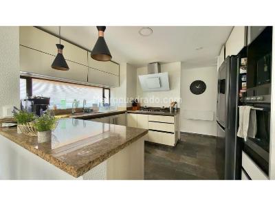 Casa de 4 alcobas en venta en Suba, Bogotá, 225 m² · foto 4 de 20