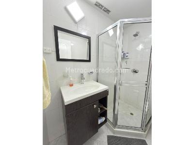 Casa de 4 alcobas en venta en Santa Paula, Bogotá, 170 m² · foto 9 de 14
