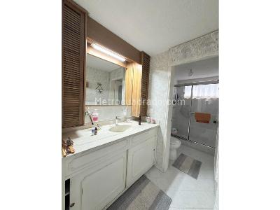 Casa de 4 alcobas en venta en Santa Paula, Bogotá, 170 m² · foto 11 de 14