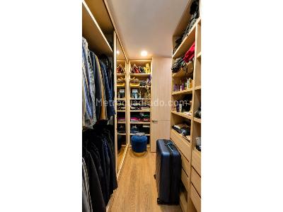 Apartamento de 3 alcobas en venta en Los Rosales, Bogotá, 257 m² · foto 20 de 20