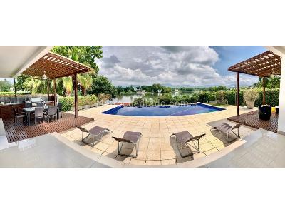 Casa de 4 alcobas en venta en Lagos Del Peñon, Girardot, 363 m² · foto 7 de 20