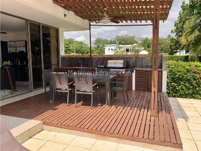 Casa de 4 alcobas en venta en Lagos Del Peñon, Girardot, 363 m² · foto 9 de 20