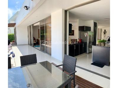Casa de 4 alcobas en venta en Lagos Del Peñon, Girardot, 363 m² · foto 19 de 20