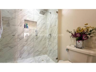 Apartamento de 4 alcobas en venta en Santa Barbara, Bogotá, 315 m² · foto 11 de 19