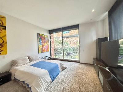 Apartaestudio en venta en Chico, Bogotá, 80 m² · foto 9 de 11
