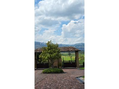 Casa de 3 alcobas en venta en La Calera, La Calera, 248 m² · foto 4 de 20