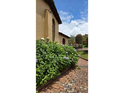 Casa de 3 alcobas en venta en La Calera, La Calera, 248 m² · foto 8 de 20
