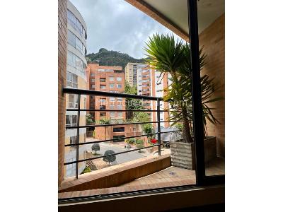 Apartamento de 3 alcobas en venta en Los Rosales, Bogotá, 250 m² · foto 6 de 18