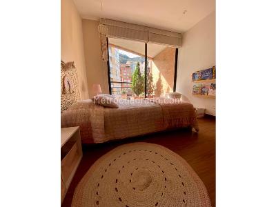 Apartamento de 3 alcobas en venta en Los Rosales, Bogotá, 250 m² · foto 11 de 18