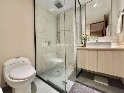 Apartamento de 3 alcobas en venta en Los Rosales, Bogotá, 145 m² · foto 10 de 20