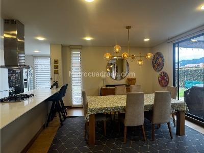 Casa de 3 alcobas en venta en Oikos Savanna, Cajicá, 198 m² · foto 7 de 20