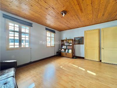 Casa de 5 alcobas en venta en Teusaquillo, Bogotá, 472 m² · foto 12 de 20
