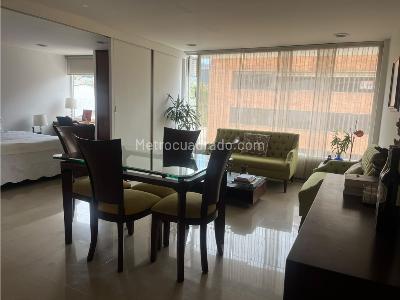 Apartamento de 2 alcobas en arriendo en Santa Barbara, Bogotá, 82 m² · foto 3 de 9