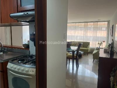 Apartamento de 2 alcobas en arriendo en Santa Barbara, Bogotá, 82 m² · foto 5 de 9