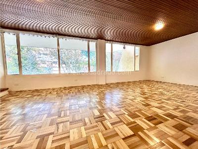 Apartamento de 3 alcobas en arriendo en Chico Reservado, Bogotá, 160 m² · foto 13 de 15