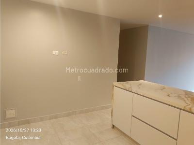 Apartamento de 3 alcobas en arriendo en Santa Barbara, Bogotá, 141 m² · foto 6 de 20