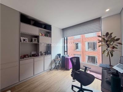 Apartamento de 2 alcobas en venta en Chico Norte Iii, Bogotá, 108 m² · foto 9 de 13