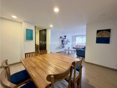 Apartamento de 3 alcobas en venta en Santa Barbara Cental, Bogotá, 125 m² · foto 4 de 15