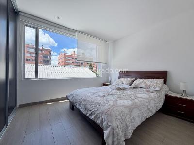 Apartamento de 3 alcobas en venta en Santa Barbara Cental, Bogotá, 125 m² · foto 9 de 15