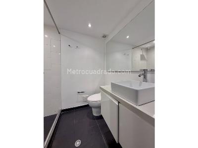Apartamento de 2 alcobas en arriendo en La Carolina, Bogotá, 100 m² · foto 10 de 11
