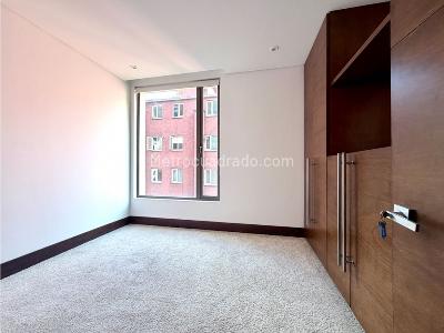 Apartamento de 3 alcobas en arriendo en Chico, Bogotá, 160 m² · foto 11 de 14