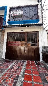 Casa de 5 alcobas en venta en Miraflores, Cali, 316 m² · foto 15 de 18
