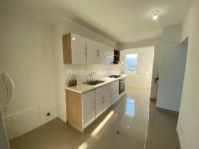 Apartamento de 4 alcobas en venta en Los Cambulos, Cali, 144 m² · foto 4 de 20