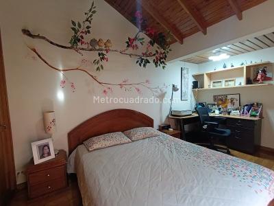 Casa de 4 alcobas en venta en Belen Loma De Los Bernal, Medellín, 210 m² · foto 10 de 20