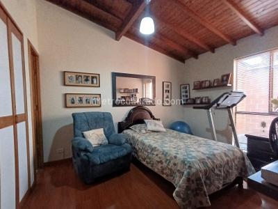 Casa de 4 alcobas en venta en Belen Loma De Los Bernal, Medellín, 210 m² · foto 11 de 20