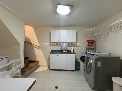 Casa de 4 alcobas en venta en Belen Loma De Los Bernal, Medellín, 210 m² · foto 19 de 20