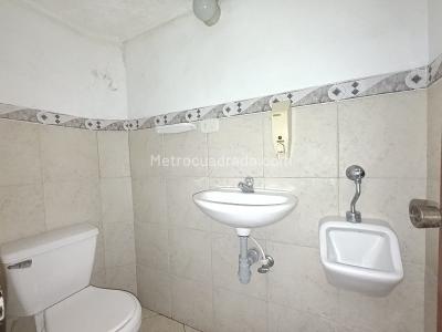 Casa de 4 alcobas en venta en Belen La Nubia, Medellín, 100 m² · foto 16 de 19