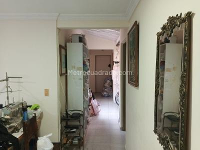 Casa de 4 alcobas en venta en Belen San Carlos, Medellín, 88 m² · foto 4 de 14