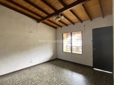 Casa de 3 alcobas en venta en Belen La Nubia, Medellín, 100 m² · foto 3 de 17