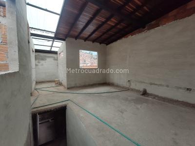 Apartamento de 3 alcobas en venta en Belen Altavista Parte Baja, Medellín, 156 m² · foto 15 de 20