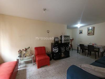 Casa de 4 alcobas en venta en Belen Rincon, Medellín, 185 m² · foto 3 de 20