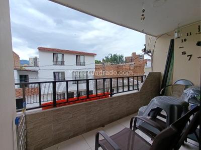 Apartamento de 3 alcobas en venta en Belen Altavista Parte Baja, Medellín, 88 m² · foto 2 de 13