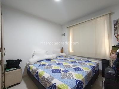 Apartamento de 3 alcobas en venta en Belen Altavista Parte Baja, Medellín, 88 m² · foto 5 de 13